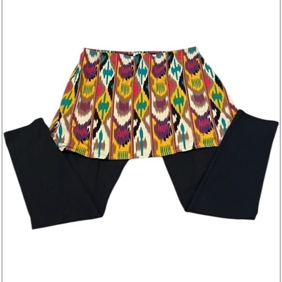 Legacy knit skirted pants cute tribal print on skirt pants are black GUC - Picture 1 of 10